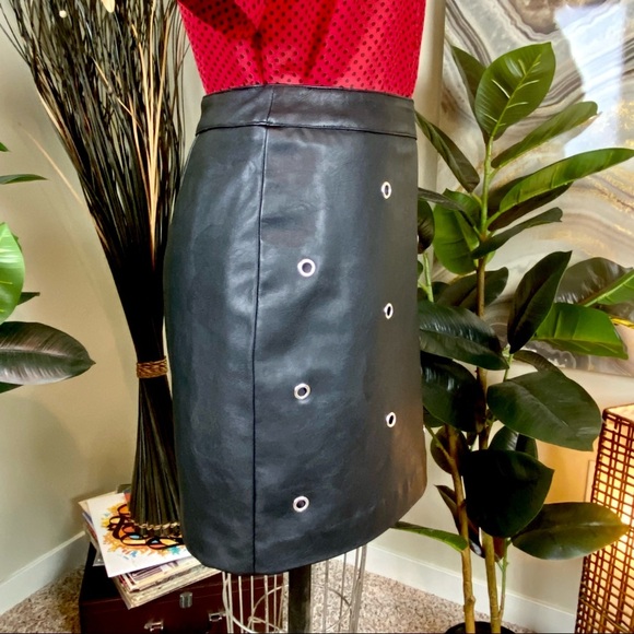 Vegan Leather Mini Skirt Silver Rivets Black Faux Leather Divided M 6 - Picture 3 of 6